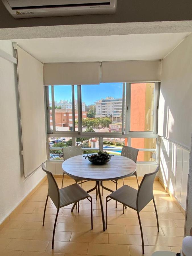 Estudio Soleado Y Bien Ubicado Fuengirola Bagian luar foto