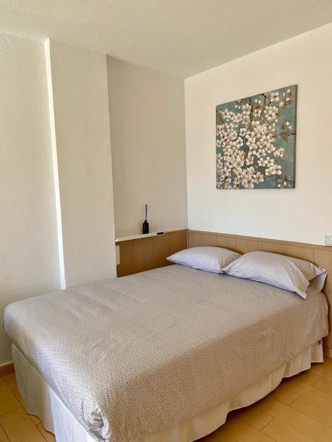 Estudio Soleado Y Bien Ubicado Fuengirola Bagian luar foto